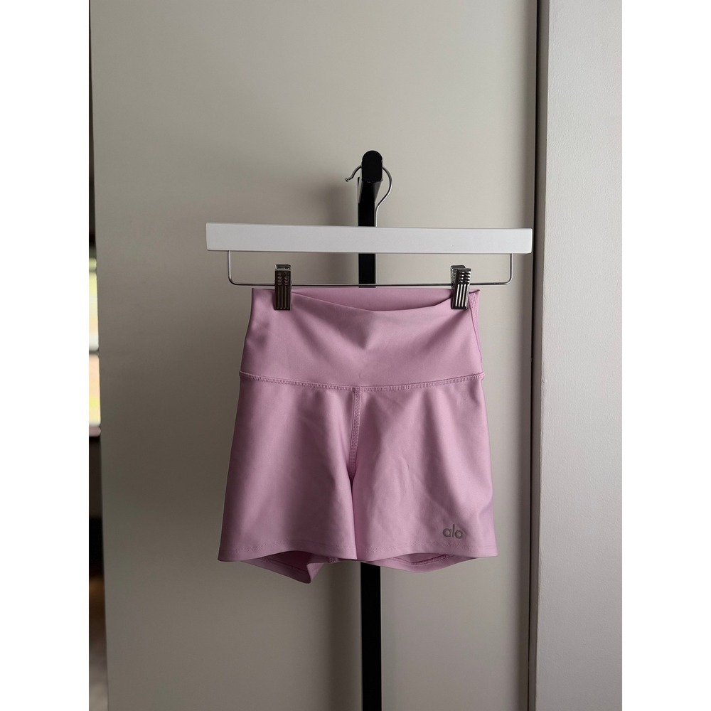 Alo Yoga 3" High-Waist Airlift Shorts – Size XXS – Sugarplum Pink